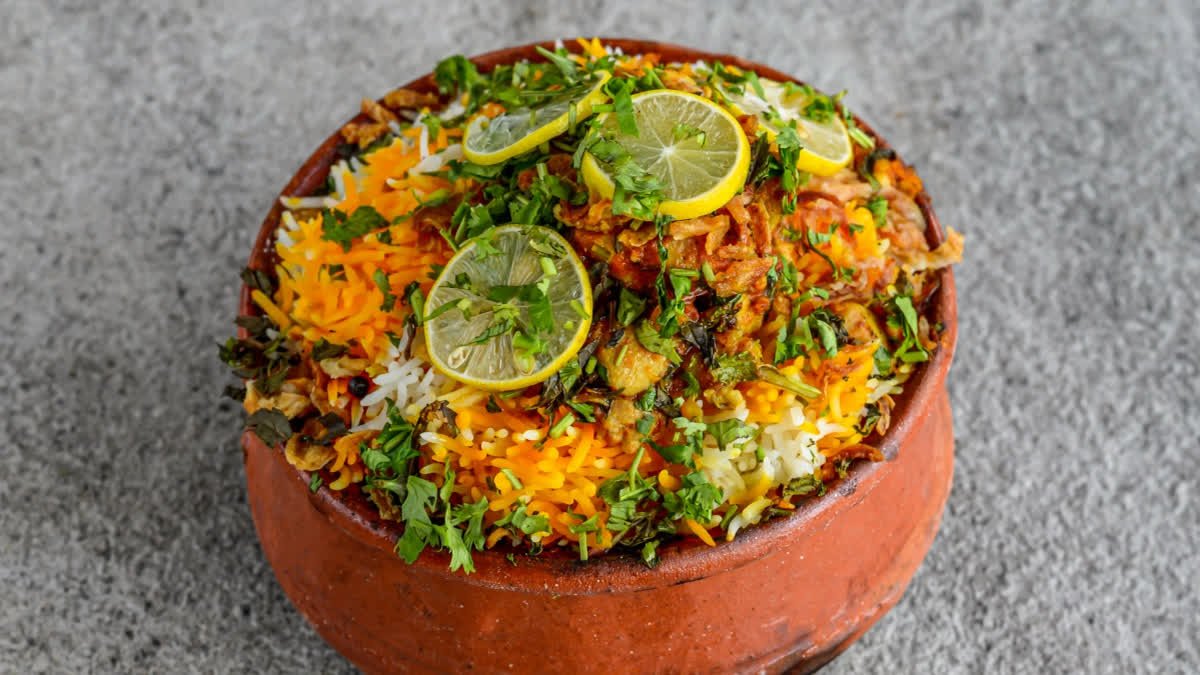 Chilman Special Matka Biryani (Boneless) Full